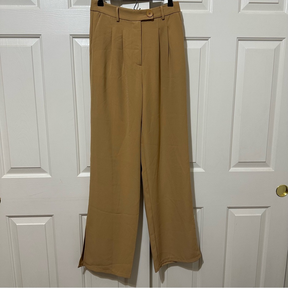 NWT White Fox Press Pause Pants Size M Camel Wide Leg High Waist Office